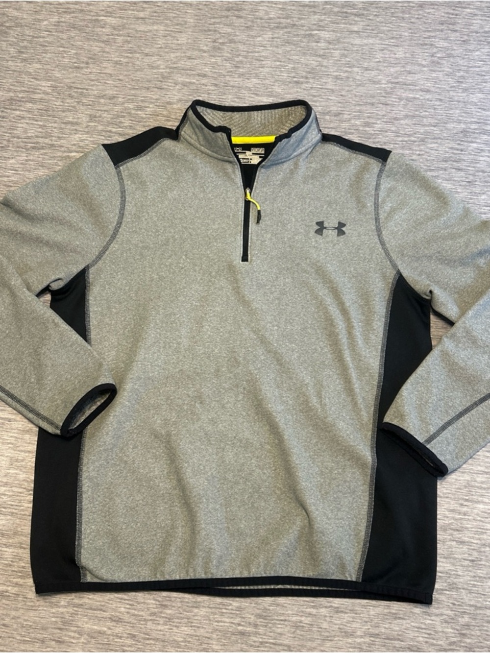 Under Armor cold gear Fleece jacket M men’s loose fit